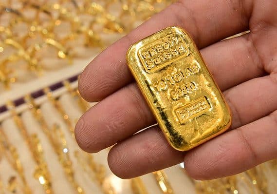Gold Price Rises by Rs. 1,600 per Tola, Silver Declines