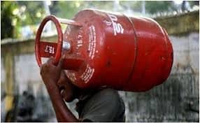 Commercial LPG Prices Surge in India Amid Rising Global Oil Costs