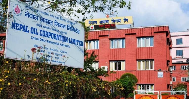 Full-Capacity LPG Cylinders Back in Market; Price Fixed at Rs 2,060