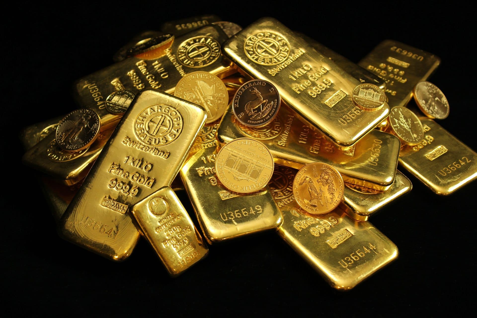 Gold and Silver Prices Decline Slightly in Nepal; Gold Falls by Rs. 600 per Tola