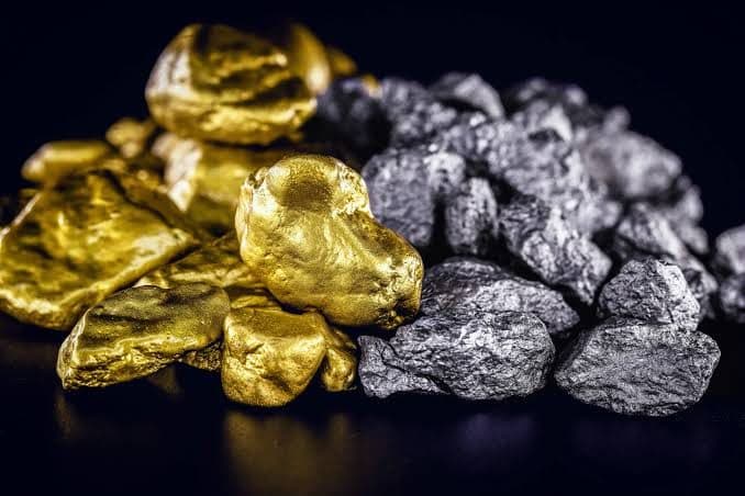 Gold and Silver Prices Fall for Third Straight Day in Nepal